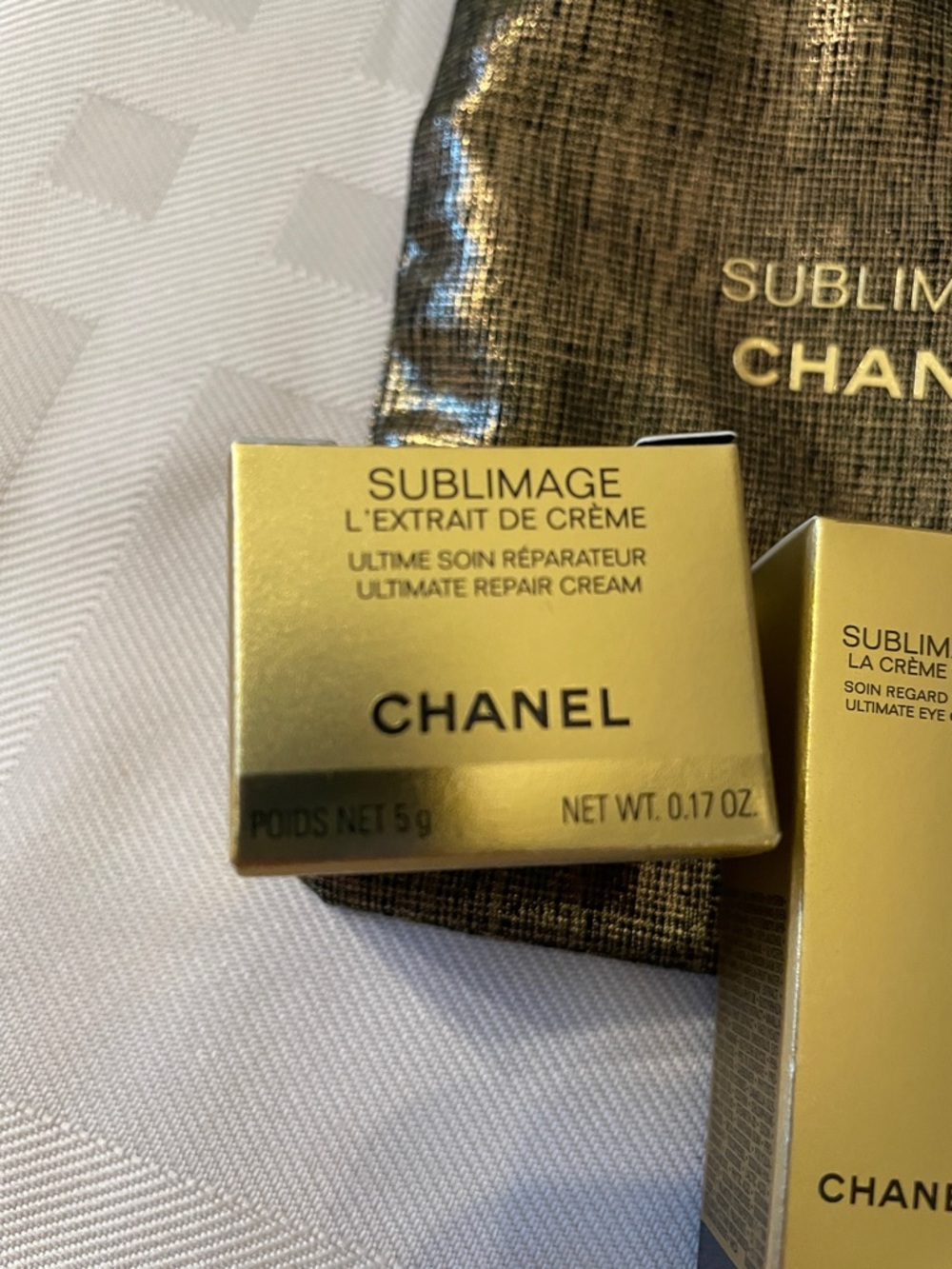 CHANEL Gold Sublimage Mini Skincare Trio with Metallic Pouch - Picture 2 of 4